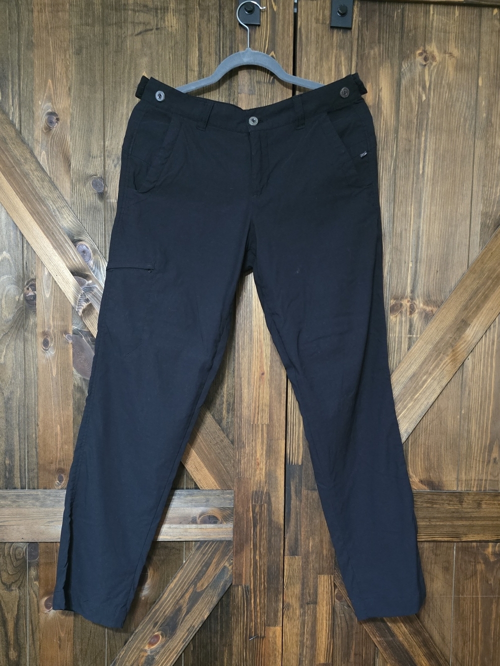 Eddie Bauer Black Straight-Leg Women's Hiking Pants